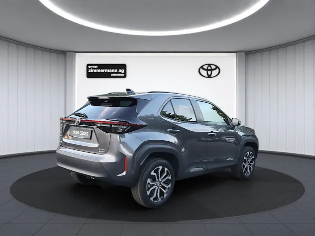 Toyota Yaris Cross 1.5 VVT-i HSD Trend AWD