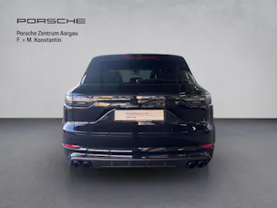 PORSCHE Cayenne Turbo