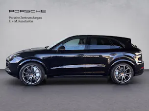 PORSCHE Cayenne Turbo