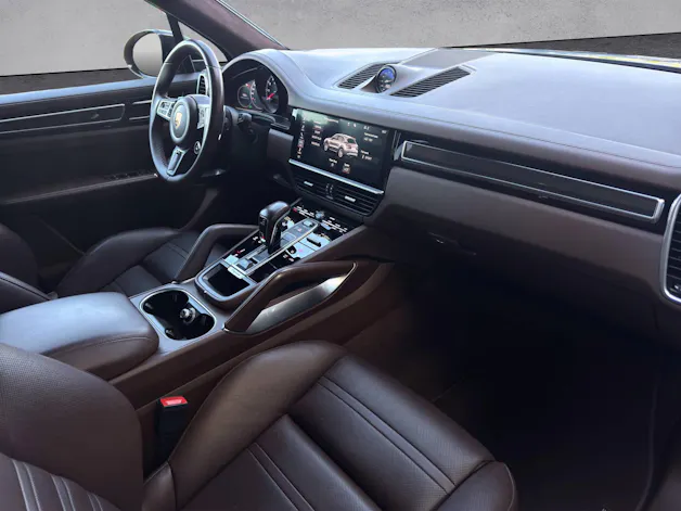 PORSCHE Cayenne Turbo