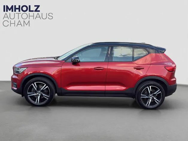 VOLVO XC40 2.0 T4 R-Design AWD