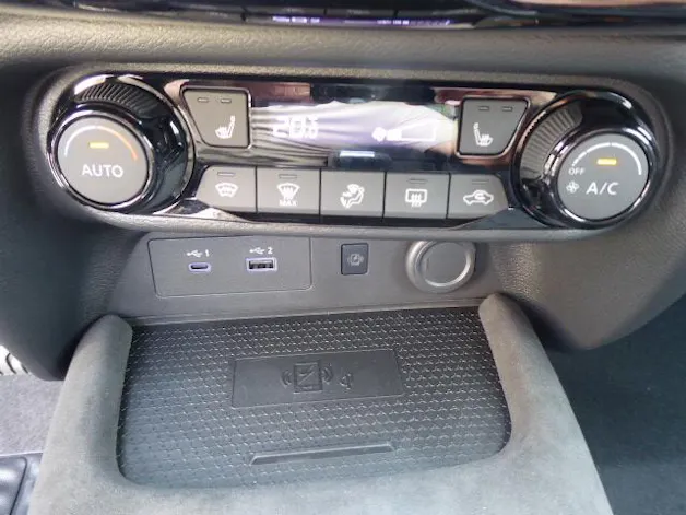 NISSAN Juke 1.6 Hybrid N-Design