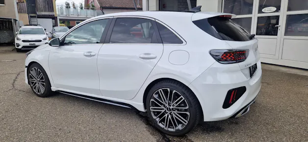Kia Ceed 1.5 T-GDi GT-Line Edition