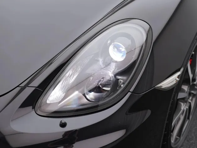 PORSCHE Cayman GTS