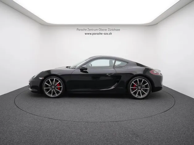 PORSCHE Cayman GTS