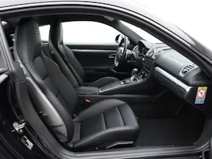 PORSCHE Cayman GTS
