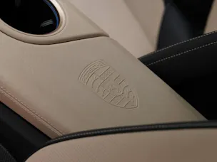 PORSCHE Taycan Turbo Cross Turismo