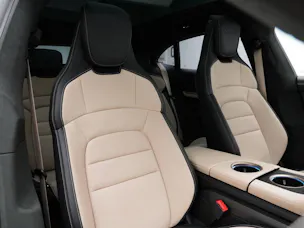 PORSCHE Taycan Turbo Cross Turismo