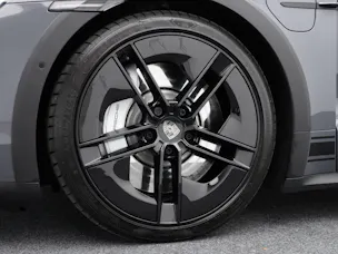 PORSCHE Taycan Turbo Cross Turismo
