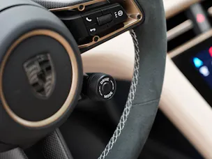 PORSCHE Taycan Turbo Cross Turismo