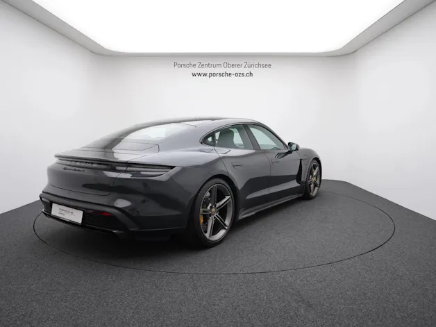 PORSCHE Taycan Turbo S