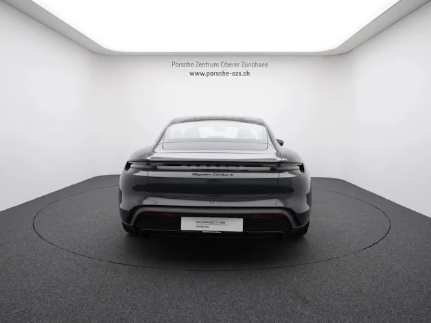 PORSCHE Taycan Turbo S
