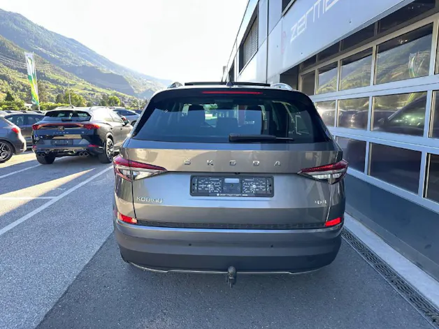 SKODA Kodiaq 2.0 TSI Clever DSG 7 Places (CH)