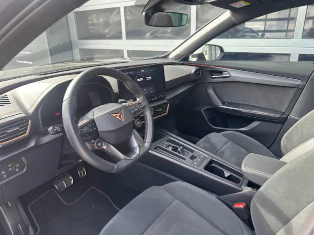 CUPRA Formentor 2.0 TSI VZ Tribe 4Drive DSG (CH) AKRAPOVIC