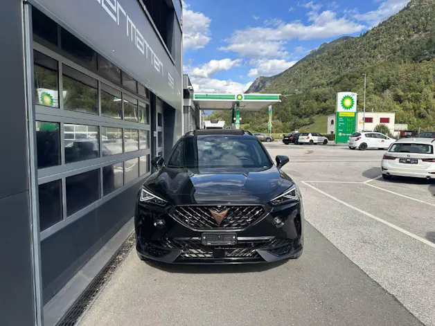 CUPRA Formentor 2.0 TSI VZ Tribe 4Drive DSG (CH) AKRAPOVIC