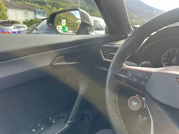 CUPRA Formentor 2.0 TSI VZ Tribe 4Drive DSG (CH) AKRAPOVIC