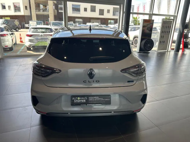 RENAULT Clio 1.6 E-Tech Esprit Alpine