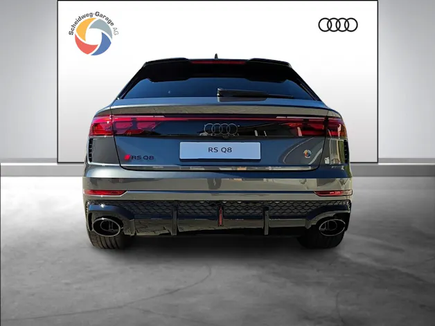 AUDI RSQ8 performance quattro