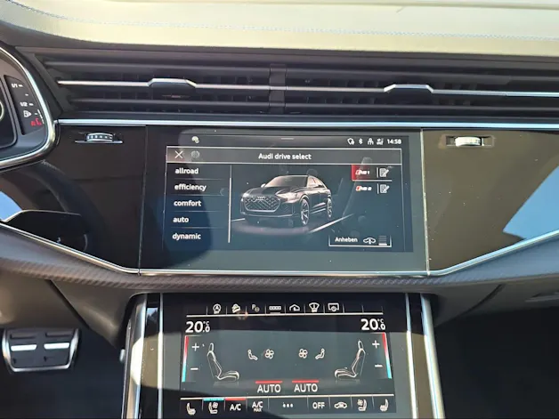 AUDI RSQ8 performance quattro