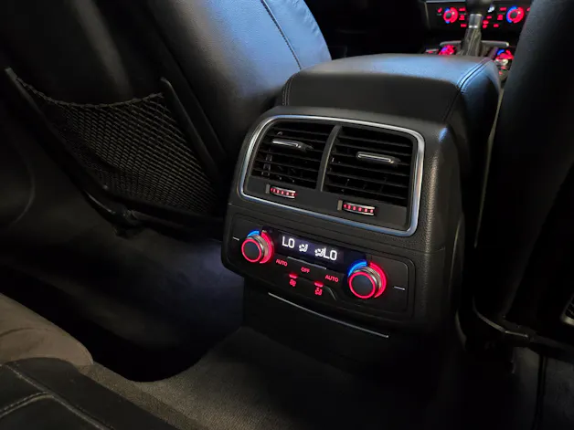AUDI RS6 Avant 4.0 V8 TFSI perform. qu. T-Tr.