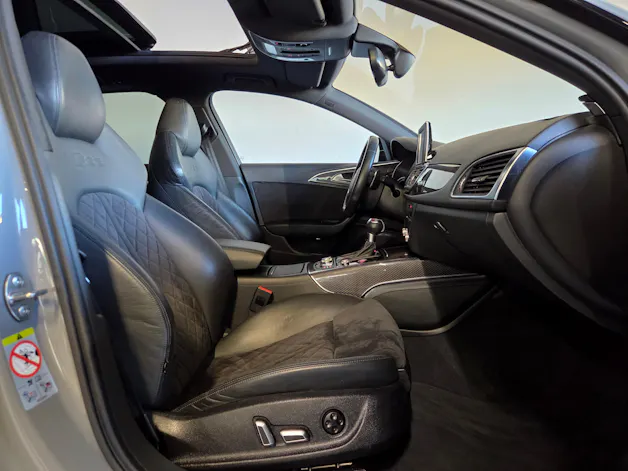 AUDI RS6 Avant 4.0 V8 TFSI perform. qu. T-Tr.