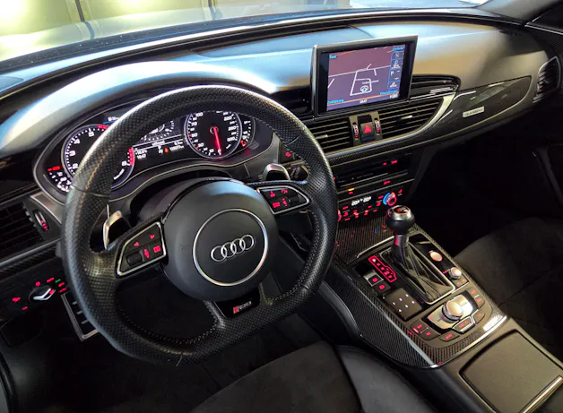 AUDI RS6 Avant 4.0 V8 TFSI perform. qu. T-Tr.