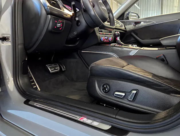 AUDI RS6 Avant 4.0 V8 TFSI perform. qu. T-Tr.
