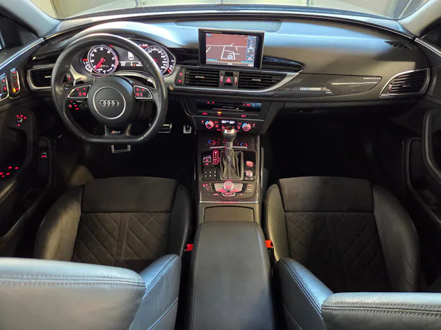 AUDI RS6 Avant 4.0 V8 TFSI perform. qu. T-Tr.