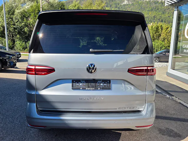 VW Multivan 2.0 TSI Life DSG