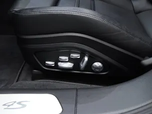 PORSCHE Panamera 4S E-Hybrid