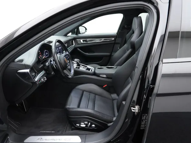 PORSCHE Panamera 4S E-Hybrid