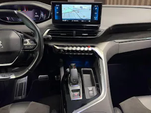 PEUGEOT 3008 1.2 PureTech GT Pack EAT8