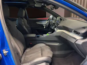PEUGEOT 3008 1.2 PureTech GT Pack EAT8