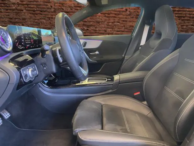 MERCEDES-BENZ A 220 4Matic 8G-DCT