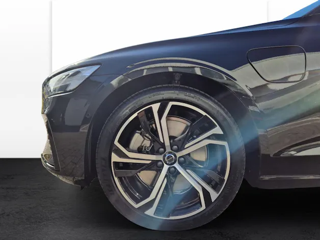 VOLVO V60 2.0 T6 TE Ultra Dark eAWD