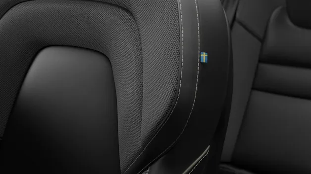 VOLVO V60 2.0 T6 TE Ultra Dark eAWD