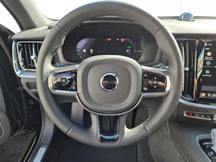 VOLVO V60 2.0 T6 TE Ultra Dark eAWD