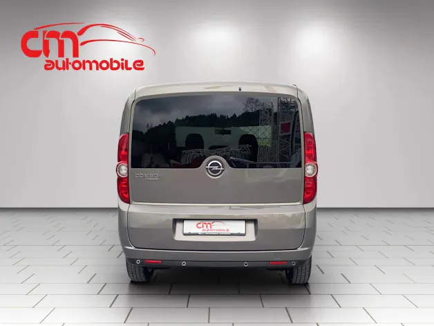 OPEL Combo 1.4 Turbo Cosmo L1H1