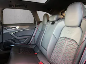 AUDI RS6 Avant 4.0 TFSI V8 Performance quattro