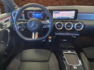 MERCEDES-BENZ A 220 4Matic 8G-DCT