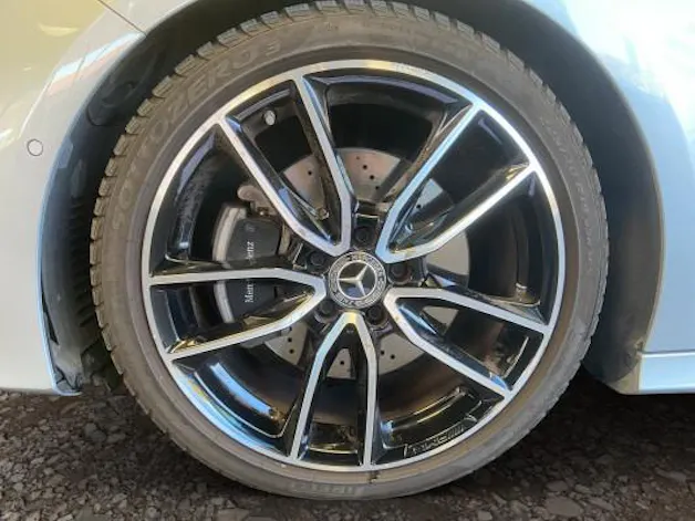 MERCEDES-BENZ A 220 4Matic 8G-DCT