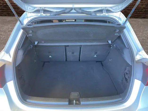 MERCEDES-BENZ A 220 4Matic 8G-DCT