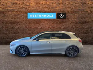 MERCEDES-BENZ A 220 4Matic 8G-DCT
