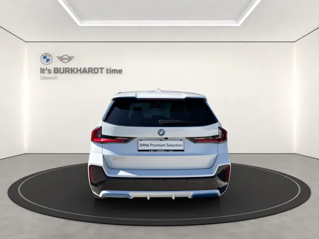 BMW iX1 xDrive 30 M Sport