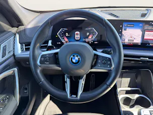 BMW iX1 xDrive 30 M Sport