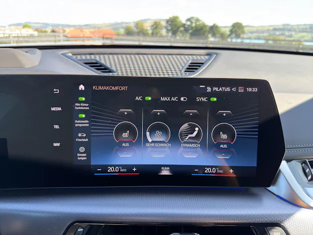 BMW iX1 xDrive 30 M Sport