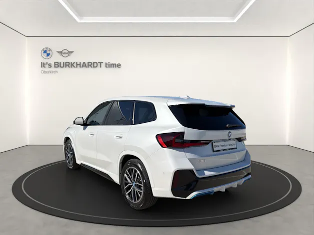 BMW iX1 xDrive 30 M Sport