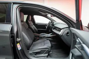 AUDI RS3 Limousine 2.5 TFSI quattro S-Tronic / Rückfahrkamera / Tempomat / Ambientebeleuchtung