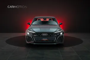 AUDI RS3 Limousine 2.5 TFSI quattro S-Tronic / Rückfahrkamera / Tempomat / Ambientebeleuchtung