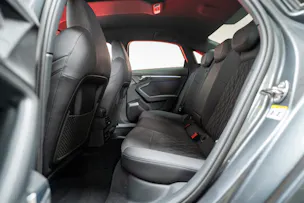 AUDI RS3 Limousine 2.5 TFSI quattro S-Tronic / Rückfahrkamera / Tempomat / Ambientebeleuchtung